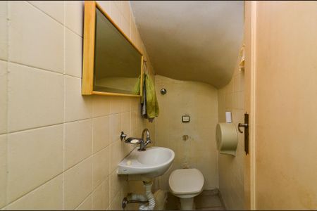 Casa à venda com 308m², 4 quartos e 1 vagaLavabo