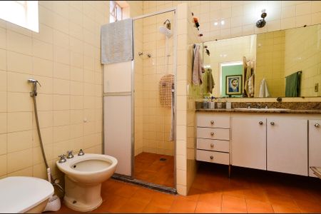 Casa à venda com 308m², 4 quartos e 1 vagaBanheiro social