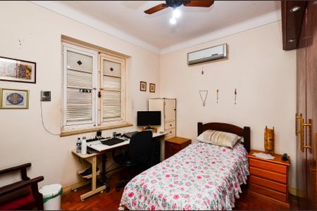 Casa à venda com 308m², 4 quartos e 1 vagaQuarto 4