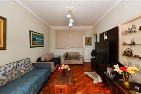 Sala de estar de casa à venda com 4 quartos, 308m² em Serra, Belo Horizonte