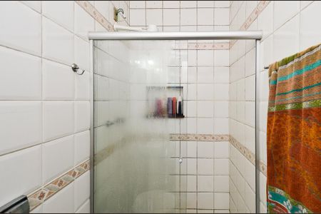 Casa à venda com 308m², 4 quartos e 1 vagaBanheiro da suite