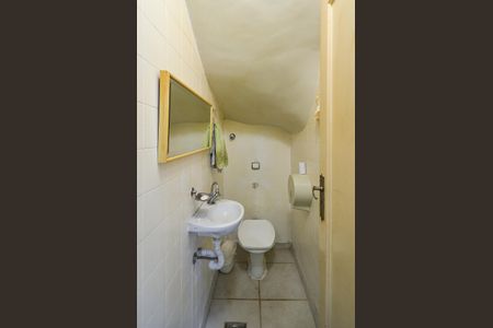 Casa à venda com 308m², 4 quartos e 1 vagaLavabo