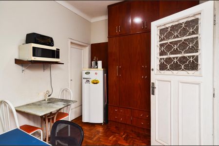 Casa à venda com 308m², 4 quartos e 1 vagaSuite