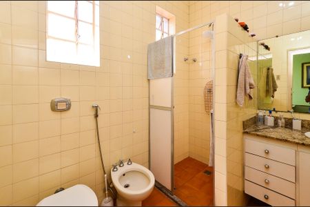 Casa à venda com 308m², 4 quartos e 1 vagaBanheiro social