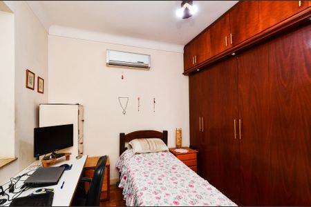 Casa à venda com 308m², 4 quartos e 1 vagaQuarto 4