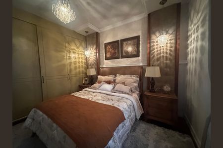 Casa de condomínio à venda com 675m², 4 quartos e 4 vagas Casa de condomínio à venda com 675m², 4 quartos e 4 vagasSuíte 1
