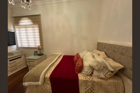 Casa de condomínio à venda com 675m², 4 quartos e 4 vagas Casa de condomínio à venda com 675m², 4 quartos e 4 vagasSuíte 3