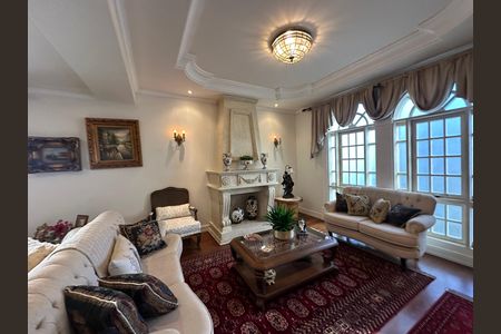 Casa de condomínio à venda com 675m², 4 quartos e 4 vagas Casa de condomínio à venda com 675m², 4 quartos e 4 vagasSala 1