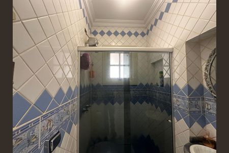 Casa de condomínio à venda com 675m², 4 quartos e 4 vagas Casa de condomínio à venda com 675m², 4 quartos e 4 vagasBanheiro 2