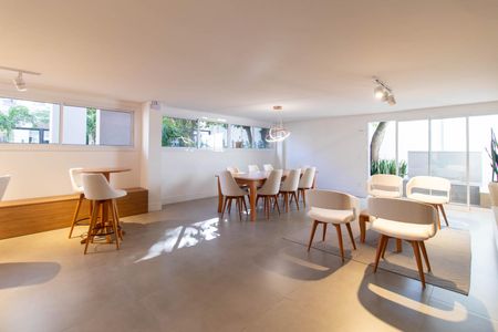 Apartamento para alugar com 62m², 2 quartos e 1 vagaÁrea comum - Salão de festas