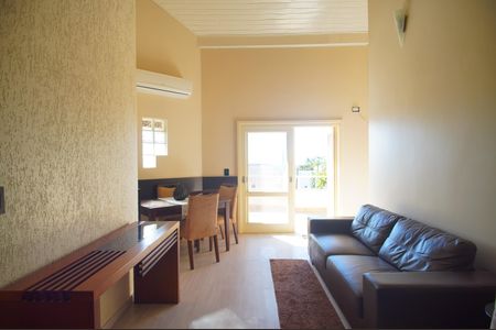 Casa para alugar com 250m², 3 quartos e 2 vagasSala