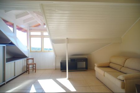 Casa para alugar com 250m², 3 quartos e 2 vagasSuíte 