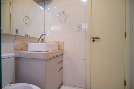 Casa para alugar com 250m², 3 quartos e 2 vagasBanheiro