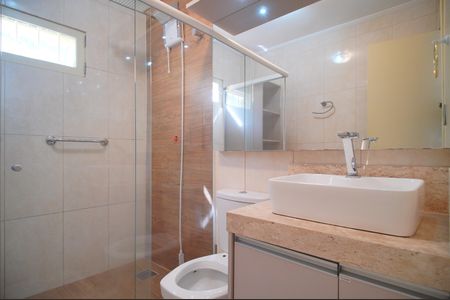 Casa para alugar com 250m², 3 quartos e 2 vagasBanheiro