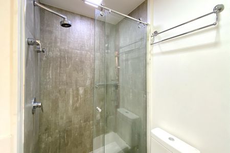 Banheiro de kitnet/studio à venda com 1 quarto, 19m² em Funcionários, Belo Horizonte