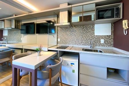 Cozinha de kitnet/studio à venda com 1 quarto, 19m² em Funcionários, Belo Horizonte