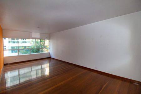 Sala de apartamento para alugar com 3 quartos, 122m² em Icaraí, Niterói