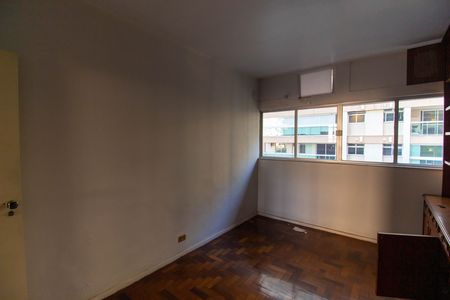 Quarto 1 de apartamento para alugar com 3 quartos, 122m² em Icaraí, Niterói