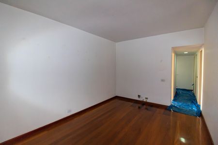 Apartamento para alugar com 122m², 3 quartos e 1 vaga Apartamento para alugar com 122m², 3 quartos e 1 vagaSala