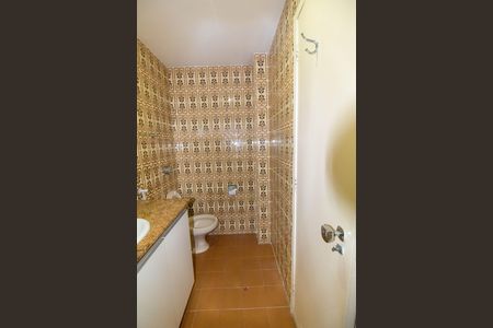 Apartamento para alugar com 122m², 3 quartos e 1 vaga Apartamento para alugar com 122m², 3 quartos e 1 vagaBanheiro da Suíte
