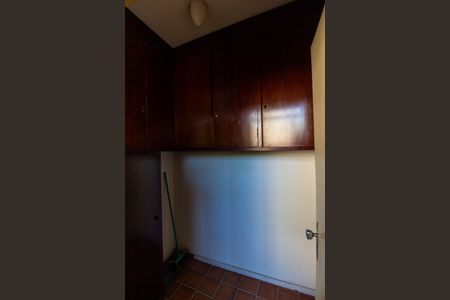 Apartamento para alugar com 122m², 3 quartos e 1 vaga Apartamento para alugar com 122m², 3 quartos e 1 vagaDespensa