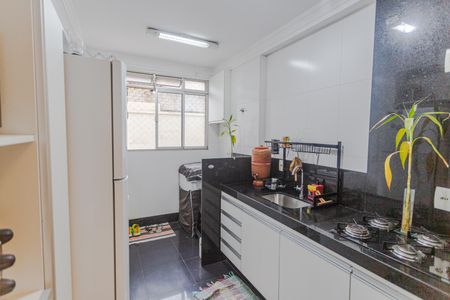 Apartamento à venda com 61m², 2 quartos e 2 vagas Apartamento à venda com 61m², 2 quartos e 2 vagasCozinha/Área de Serviço