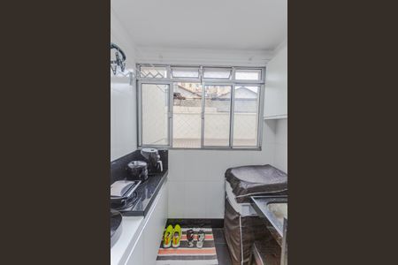 Apartamento à venda com 61m², 2 quartos e 2 vagas Apartamento à venda com 61m², 2 quartos e 2 vagasCozinha/Área de Serviço
