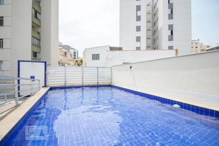 Apartamento à venda com 61m², 2 quartos e 2 vagas Apartamento à venda com 61m², 2 quartos e 2 vagasÁrea Comum - Piscina