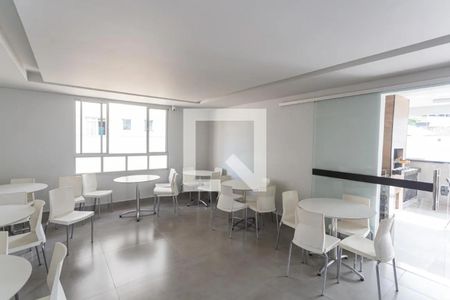 Apartamento à venda com 61m², 2 quartos e 2 vagas Apartamento à venda com 61m², 2 quartos e 2 vagasÁrea Comum - Salão de Festas