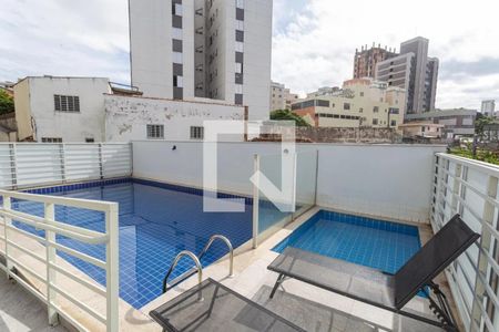 Apartamento à venda com 61m², 2 quartos e 2 vagas Apartamento à venda com 61m², 2 quartos e 2 vagasÁrea Comum - Piscina