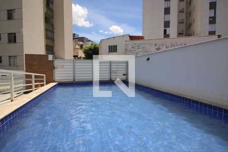 Apartamento à venda com 61m², 2 quartos e 2 vagas Apartamento à venda com 61m², 2 quartos e 2 vagasÁrea Comum - Piscina