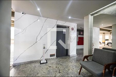 Apartamento à venda com 61m², 2 quartos e 2 vagas Apartamento à venda com 61m², 2 quartos e 2 vagasHall de entrada