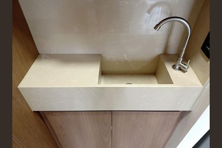 Studio para alugar com 28m², 1 quarto e sem vaga Studio para alugar com 28m², 1 quarto e sem vagaBanheiro