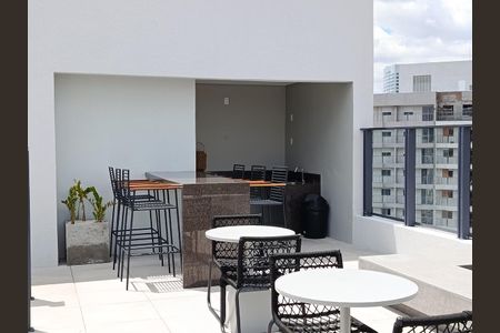Studio para alugar com 28m², 1 quarto e sem vaga Studio para alugar com 28m², 1 quarto e sem vagaPiscina - bar