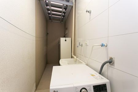 Apartamento à venda com 42m², 2 quartos e sem vaga Apartamento à venda com 42m², 2 quartos e sem vagaÁrea de Serviço