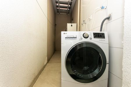 Apartamento à venda com 42m², 2 quartos e sem vaga Apartamento à venda com 42m², 2 quartos e sem vagaÁrea de Serviço