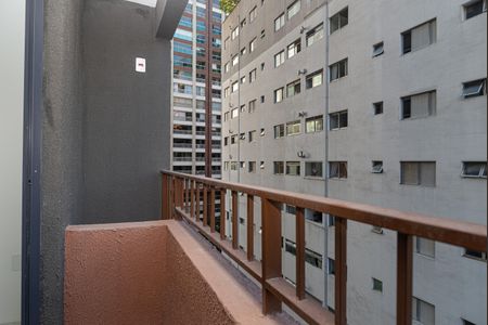 Studio à venda com 25m², 1 quarto e sem vaga Studio à venda com 25m², 1 quarto e sem vagaVaranda do Quarto