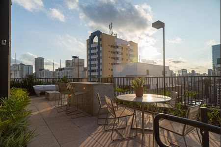 Studio à venda com 25m², 1 quarto e sem vaga Studio à venda com 25m², 1 quarto e sem vagaÁrea comum - Sky Bar