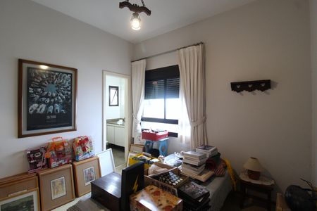 Apartamento à venda com 242m², 4 quartos e 4 vagasQuarto 2 - Suíte