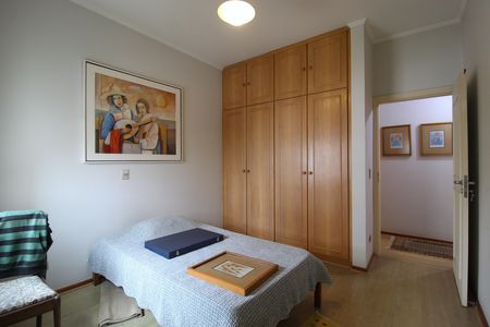 Apartamento à venda com 242m², 4 quartos e 4 vagasQuarto 3 - Suíte