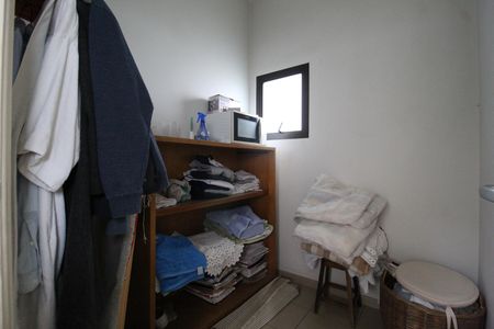 Apartamento à venda com 242m², 4 quartos e 4 vagasÁrea de Serviço