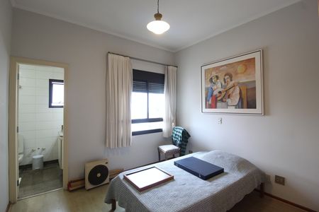 Apartamento à venda com 242m², 4 quartos e 4 vagasQuarto 3 - Suíte