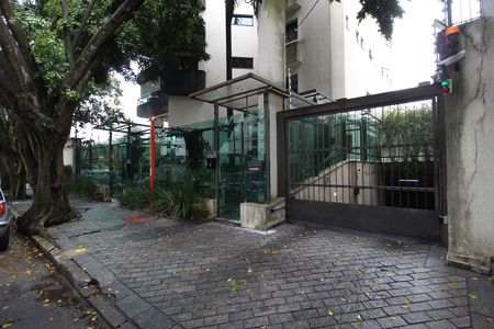 Apartamento à venda com 242m², 4 quartos e 4 vagasFachada