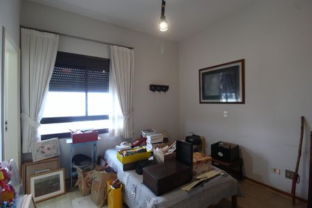 Apartamento à venda com 242m², 4 quartos e 4 vagasQuarto 2 - Suíte