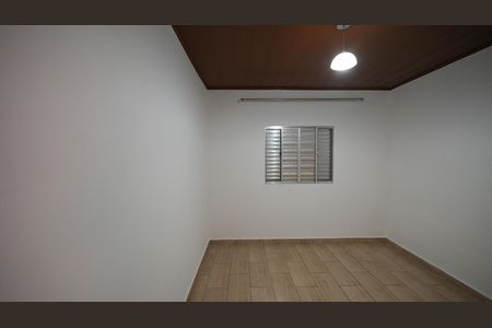 Casa para alugar com 160m², 2 quartos e 2 vagasQuarto 1
