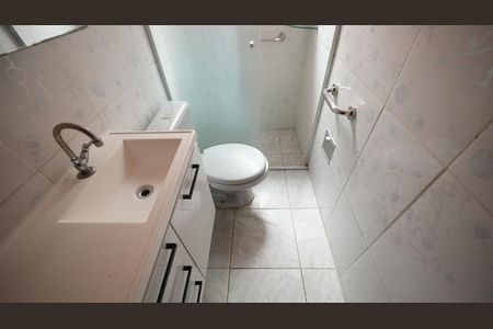 Casa para alugar com 160m², 2 quartos e 2 vagasBanheiro Social