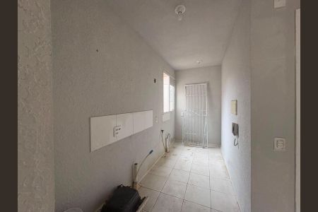 Apartamento para alugar com 45m², 2 quartos e 1 vaga Apartamento para alugar com 45m², 2 quartos e 1 vagaCozinha e Área de Serviço