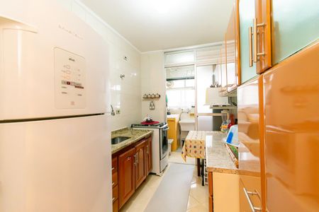 Apartamento à venda com 63m², 2 quartos e 1 vaga Apartamento à venda com 63m², 2 quartos e 1 vagaCozinha