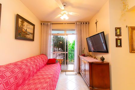 Apartamento à venda com 63m², 2 quartos e 1 vaga Apartamento à venda com 63m², 2 quartos e 1 vagaSala
