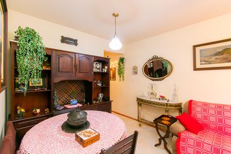 Apartamento à venda com 63m², 2 quartos e 1 vaga Apartamento à venda com 63m², 2 quartos e 1 vagaSala